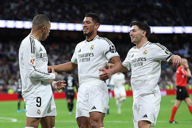 1743295262236025483.jpg 2206936363-612x612.jpg