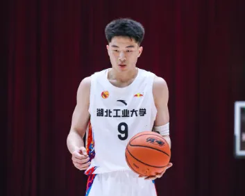 开云体育入口-CUBAL西南赛区：黄浩杰22分，湖北工大战胜重庆师大